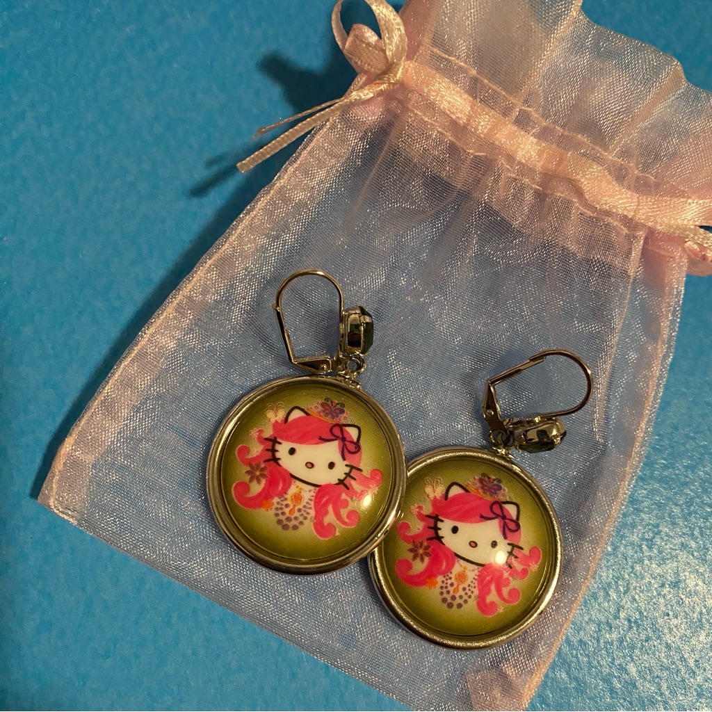 New Tarina Tarantino Vintage Hello Kitty Mermaid Earrings 90$